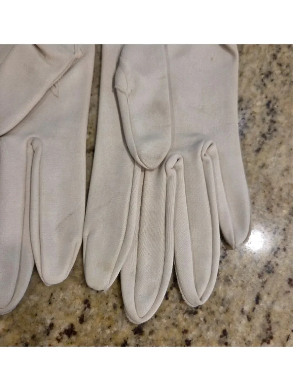 Vintage Womens Size M/L 7.5 Beige Nylon Formal Short Gloves